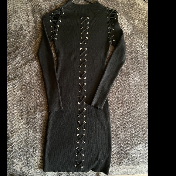 Dress - Picture 1 of 2